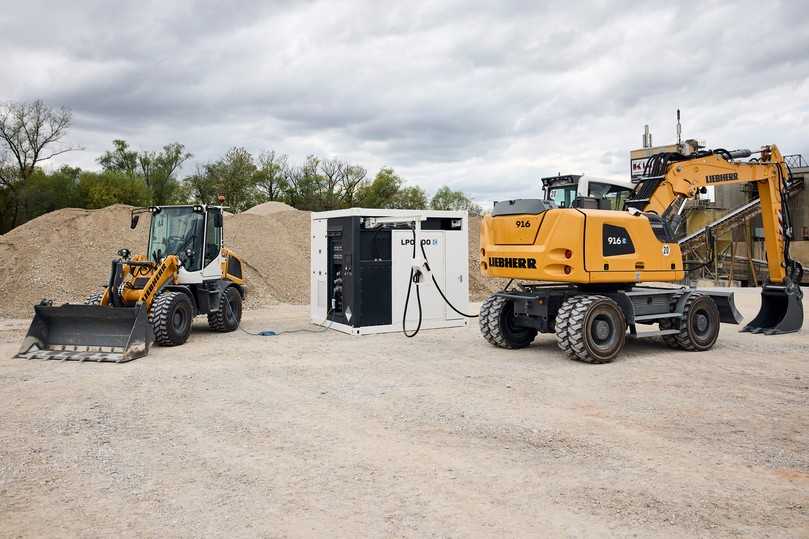 Das batteriebasierte Energiespeichersystem Liduro Power Port 600 liefet den Strom für elektrische Maschinen in abgelegenen Einsatzgebieten. | Foto: Liebherr Das batteriebasierte Energiespeichersystem Liduro Power Port 600 liefet den Strom für elektrische Maschinen in abgelegenen Einsatzgebieten. | Foto: Liebherr