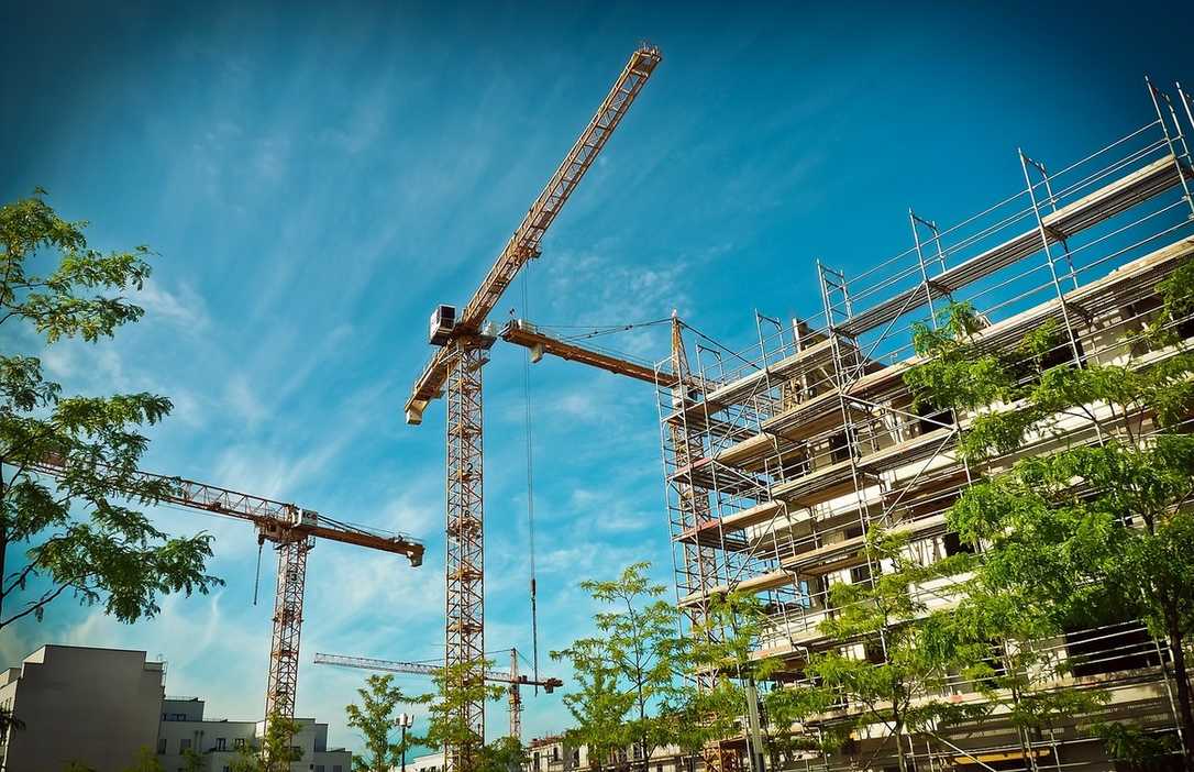 Krise im Wohnungsbau: Zahlen von 2025 auf neuem Tiefstand - Verbände-Appell an Politik