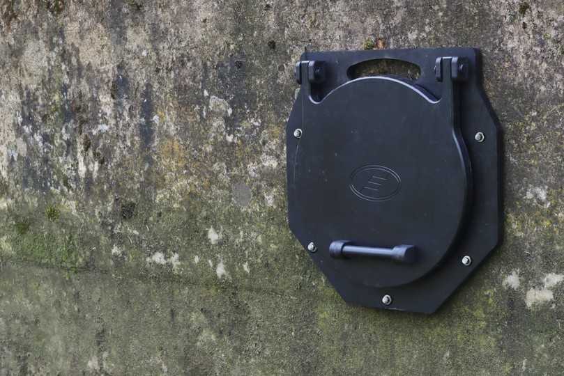 Robuste Leichtbauweise aus HDPE: Dank der korrosionsfreien Konstruktion ist die FV-Klappe von Fernco langlebig und wartungsarm – ideal für kommunale Anwendungen. | Foto: Fernco