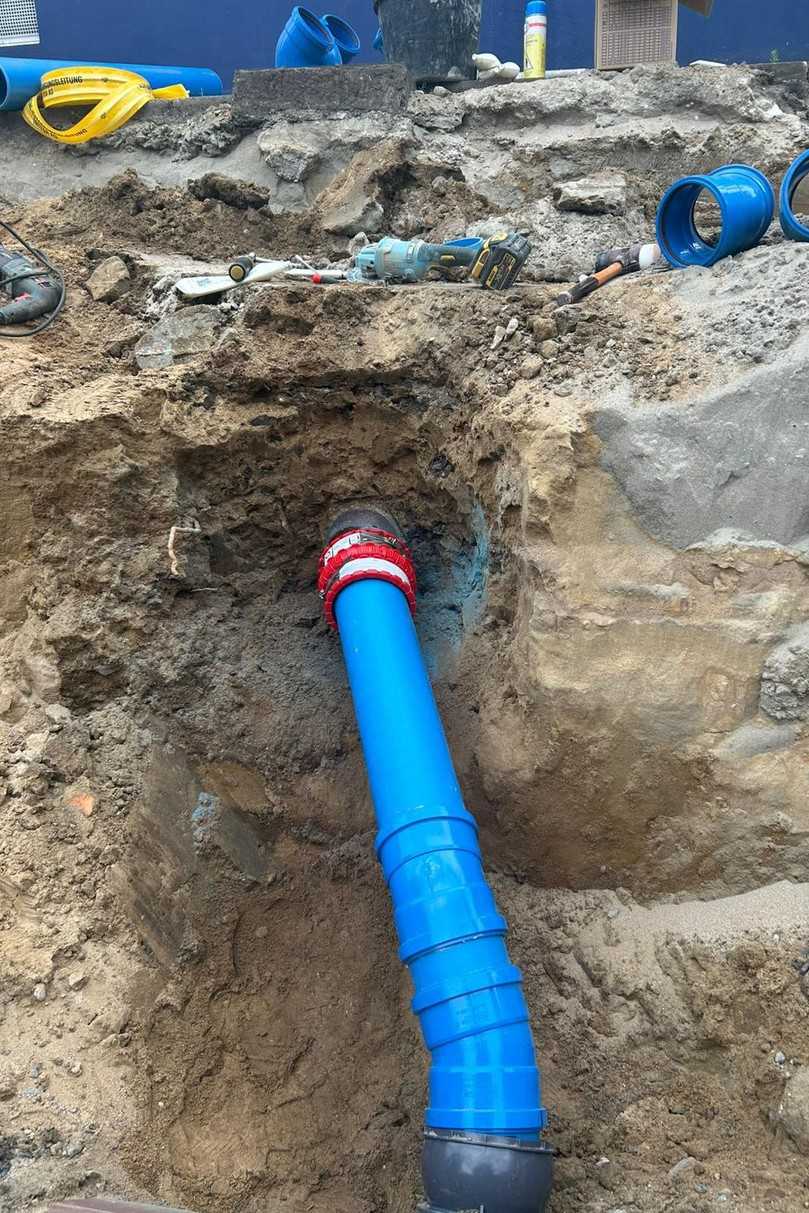 Für die Einleitung des Niederschlagswassers aus den Regeneinläufen kommen HS-Kanalrohre von Funke zum Einsatz. | Foto: Funke Kunststoffe