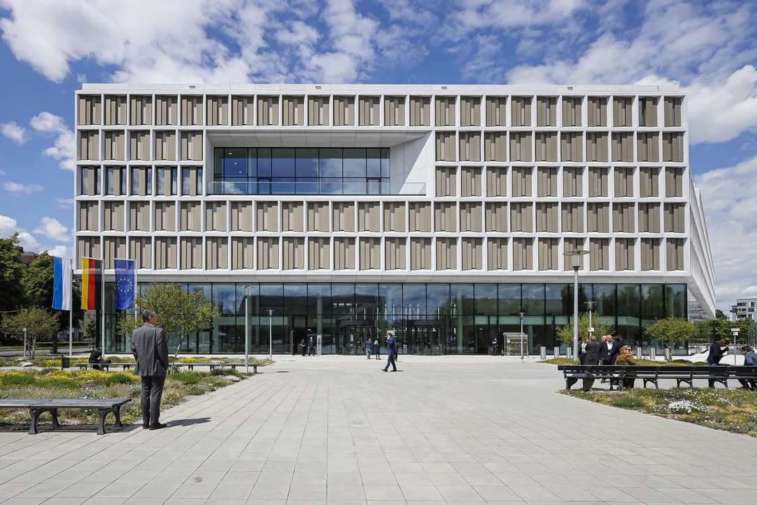 Strafjustizzentrum München: Dechant verbaut 64.000 Kubikmeter Beton