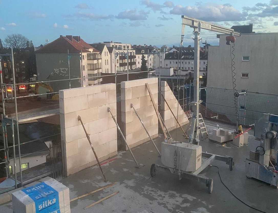 Neues Carré Kirchrode: Großformate bringen Tempo auf die Baustelle