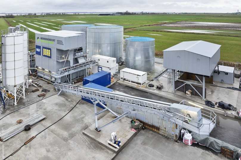 Die modulare Separationsanlage sorgt für einen kontinuierlichen Slurrykreislauf. | Foto: Herrenknecht AG