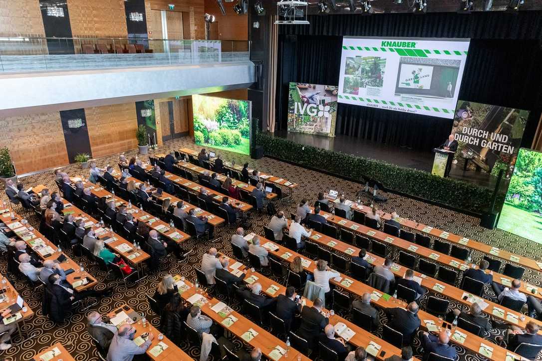 Gartenmarkt im Wandel: Zukunftskongress zeigt Trends und Perspektiven der Grünen Branche