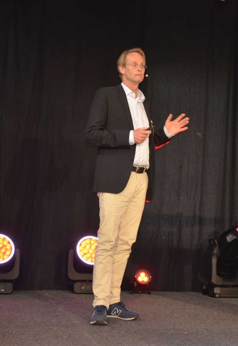 Boris Böhm berichtete, welche CO2-Treiber in seinem Unternehmen identifiziert und welche Gegenmaßnahmen umgesetzt wurden. | Foto: B_I/Valdix Boris Böhm berichtete, welche CO2-Treiber in seinem Unternehmen identifiziert und welche Gegenmaßnahmen umgesetzt wurden. | Foto: B_I/Valdix