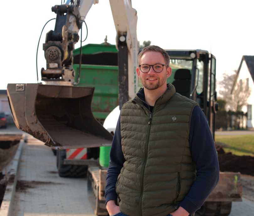 „Unsere Maschinisten sind begeistert und wollen nichts anderes mehr.“ - Der Rotatorlöffel von DMS hat Geschäftsführer Stefan Momsen überzeugt. | Foto: DMS Technologie