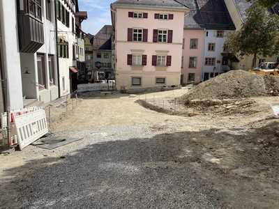 Bauen unterm schiefen Turm