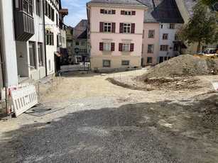 Bauen unterm schiefen Turm