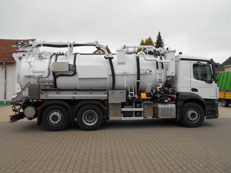 SKF Saugfahrzeug für Bentonit und Bohrschlamm: emissionsfrei, leistungsstark, IFAT-Neuheit SKF Saugfahrzeug für Bentonit und Bohrschlamm: emissionsfrei, leistungsstark, IFAT-Neuheit