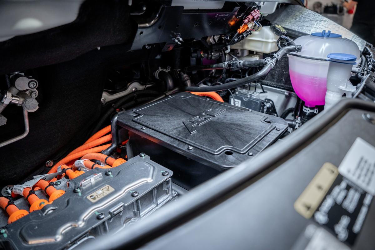 Wo einst der Diesel saß, befindet sich jetzt die Leistungselektronik. | Foto: ABT e-Line GmbH