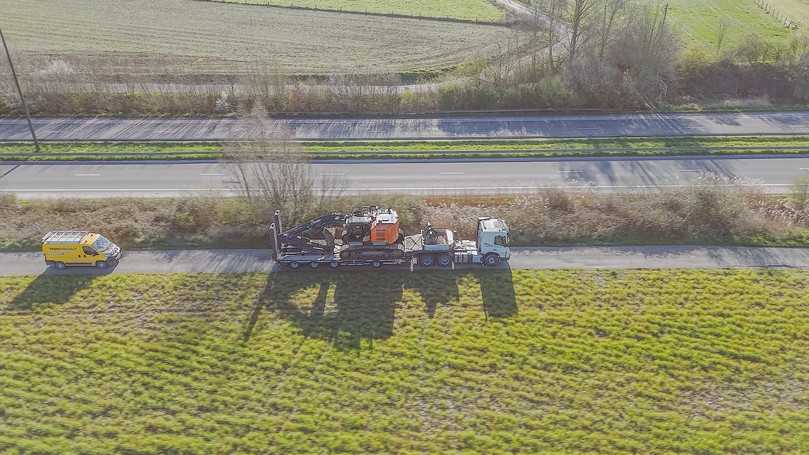 Die hydraulische Zwangslenkung hilft enorm auf engen Straßen und schwierigen Passagen. | Foto: Faymonville
