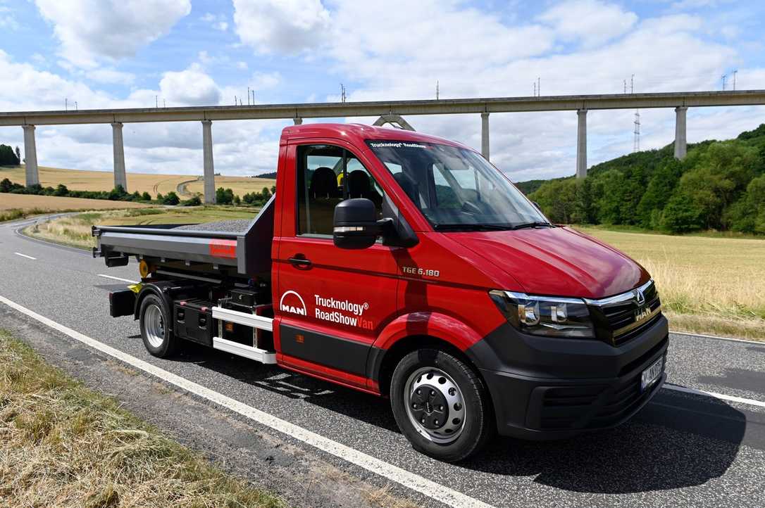 Fahrbericht MAN Transporter: der TGE 6.180 Abrollkipper Fahrbericht MAN Transporter: der TGE 6.180 Abrollkipper