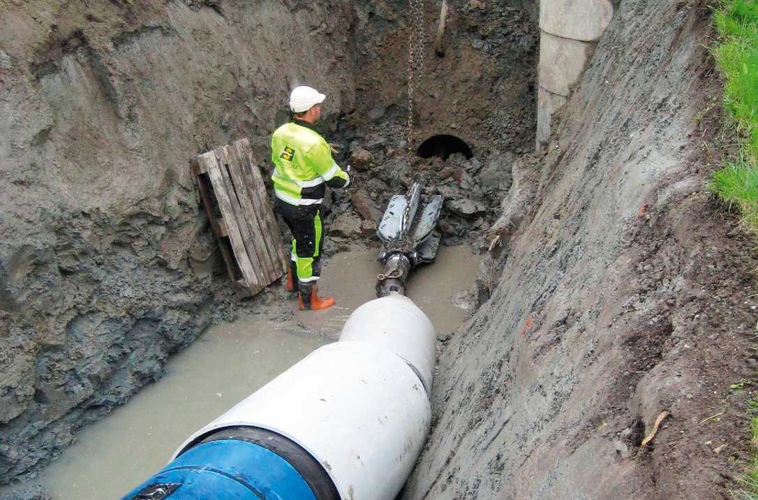 Rohrsanierung im Berstverfahren: Tracto Systeme für unterirdische Leitungserneuerung